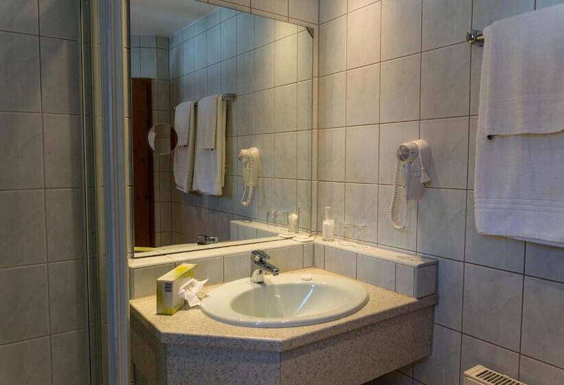 اتاق استاندارد, Landhotel & Restaurant Kains Hof