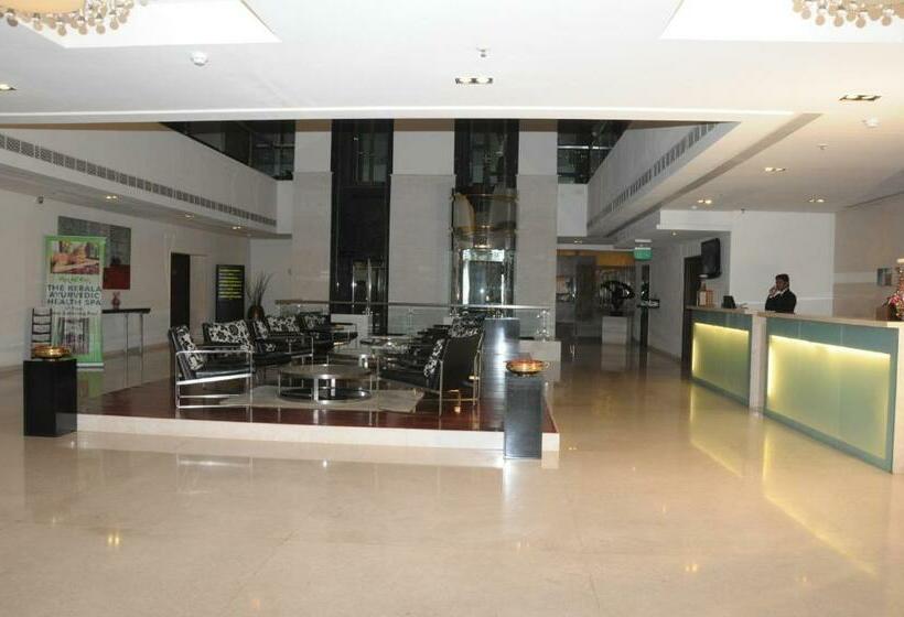 Люкс Кровать Кинг, Royal Park Kakinada