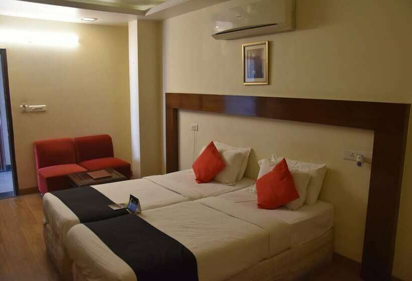 豪华房间, Corporate Inn