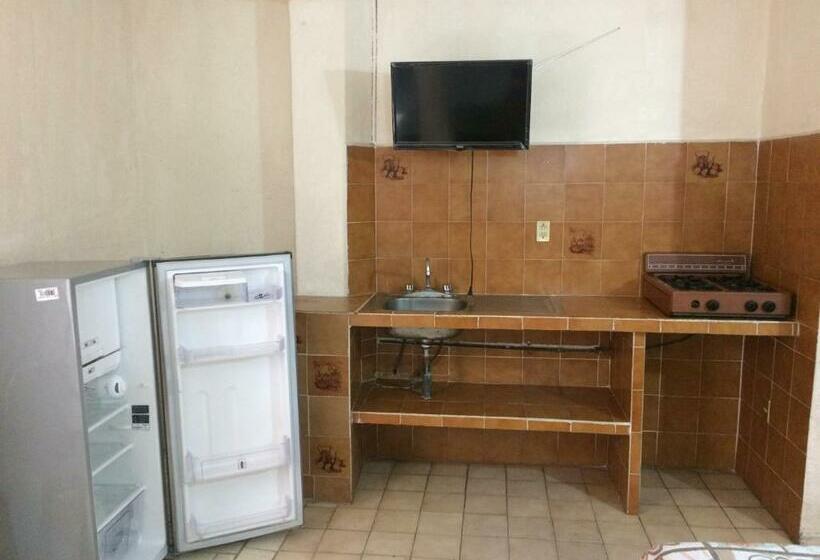 Quarto Estandar, Terramar