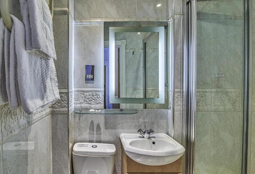 Трехместный Номер Классика, Hyde Park Radnor Hotel B&b