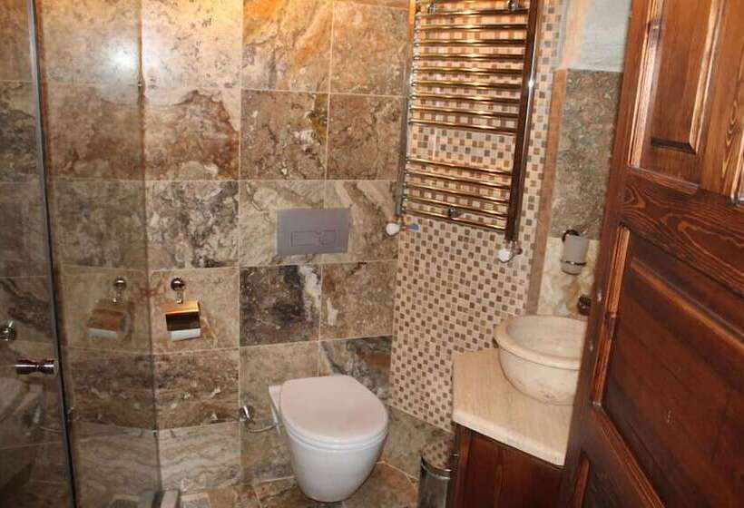 اتاق خانوادگی, Heaven Cave House   Razziya Evi