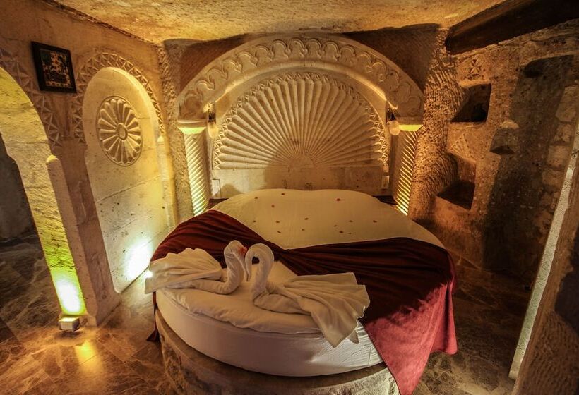 اتاق خانوادگی, Heaven Cave House   Razziya Evi