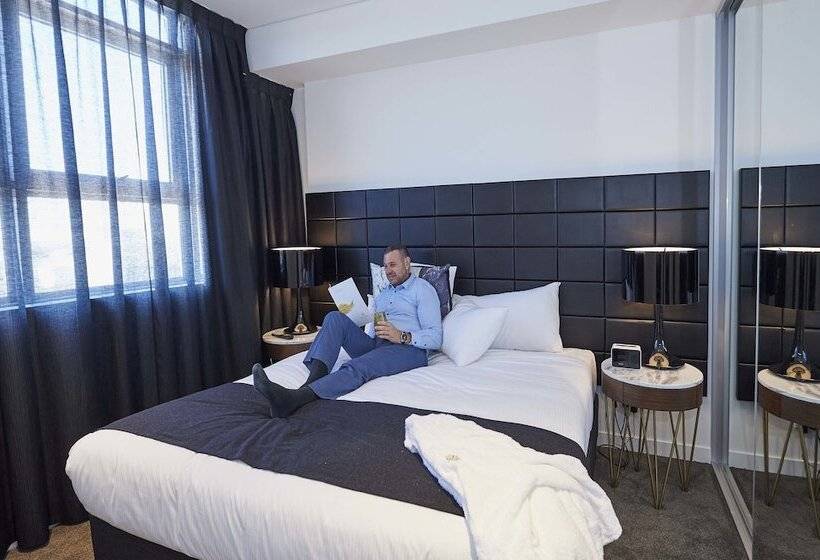 Апартаменты 1 Спальня с Балконом, Silkari Suites At Chatswood
