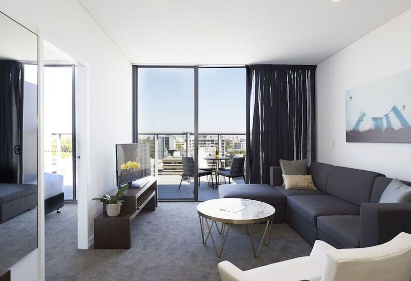 Апартаменты 1 Спальня с Террасой, Silkari Suites At Chatswood
