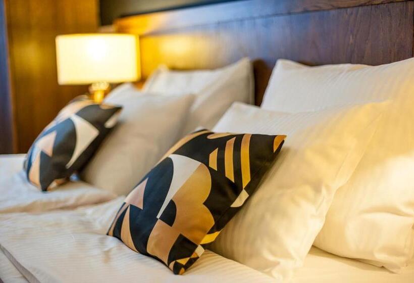 Номер Стандарт Вид на Сад, Zulian Aparthotel By Artery Hotels