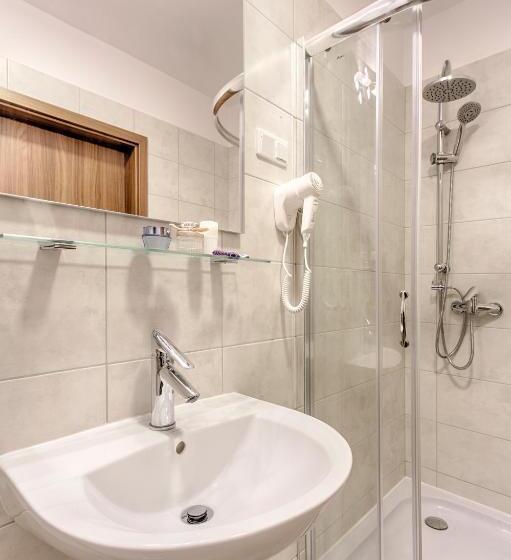 Четырехместный Номер Стандарт, Zulian Aparthotel By Artery Hotels