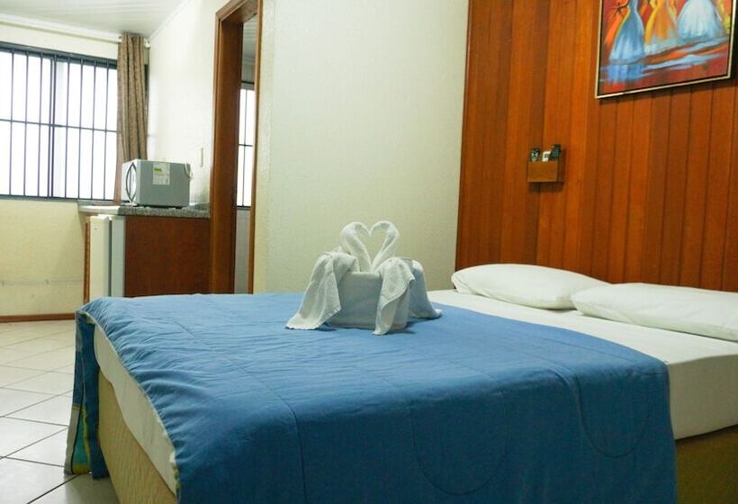 Quarto Estandar, Hanna San Diego Apart