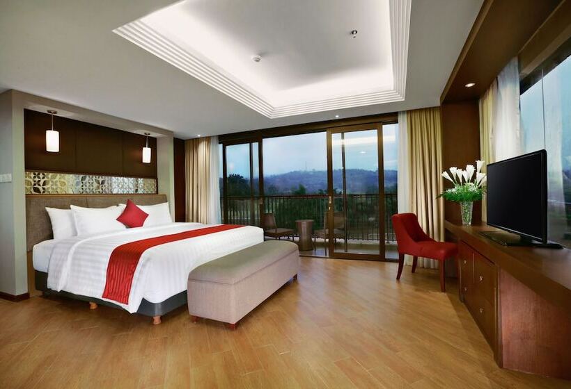 Люкс, Aston Sentul Lake Resort & Conference Center
