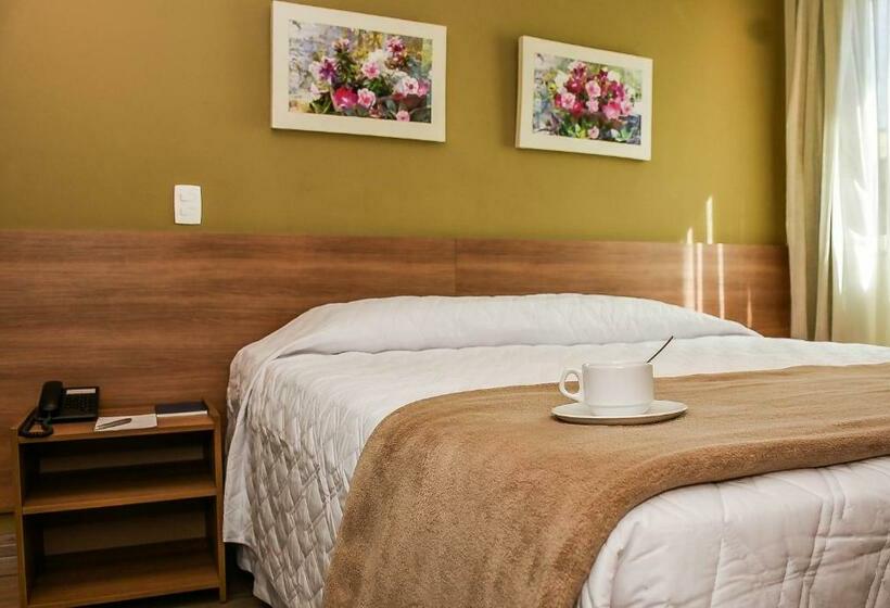Номер Стандарт, Mont Blanc Suites Duque De Caxias