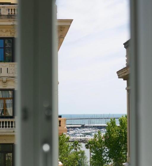 اتاق لوکس با چشم‌انداز دریا, B&b Divina Salerno