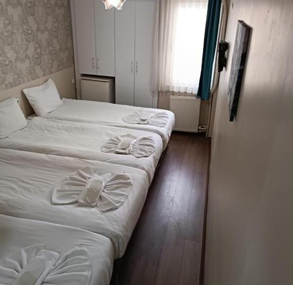 Четырехместный Номер Deluxe, Grand Bona Sera