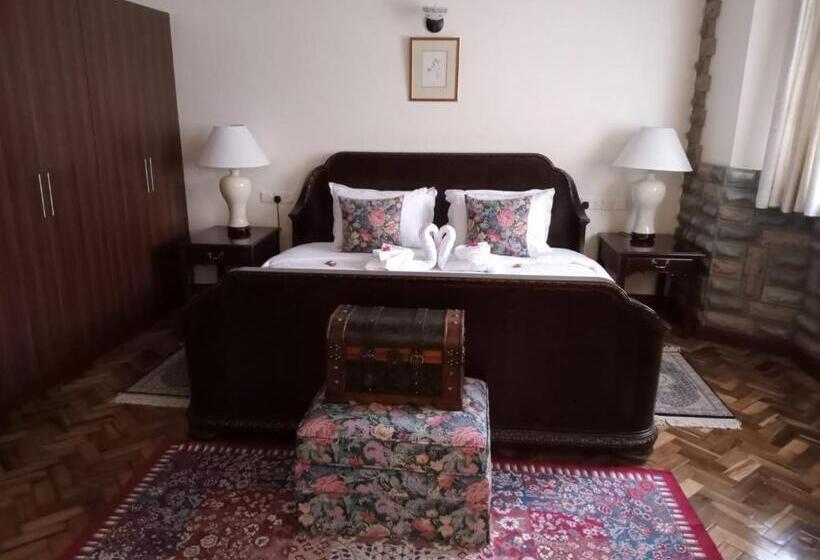 سوییت اجرایی, The Drexel House Kenya