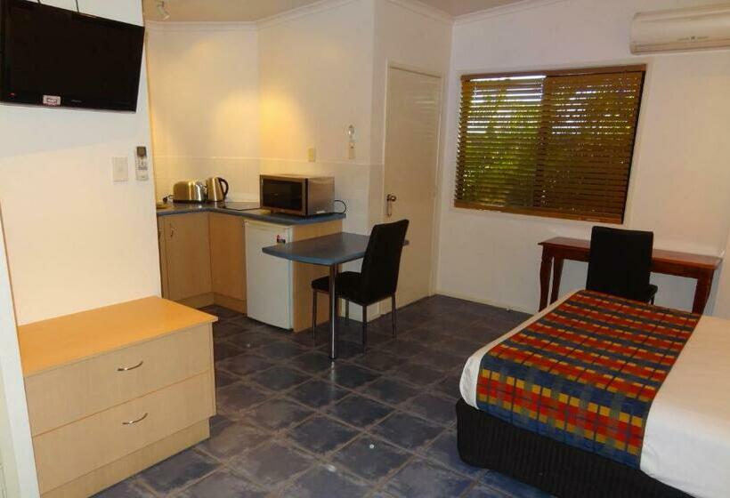 패밀리 스튜디오, Central Studio Accommodation
