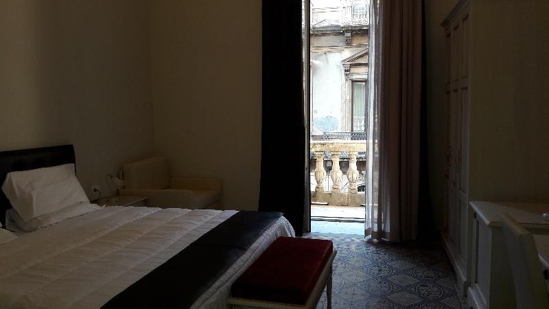 غرفة قياسية سرير كينج, Umberto House Catania