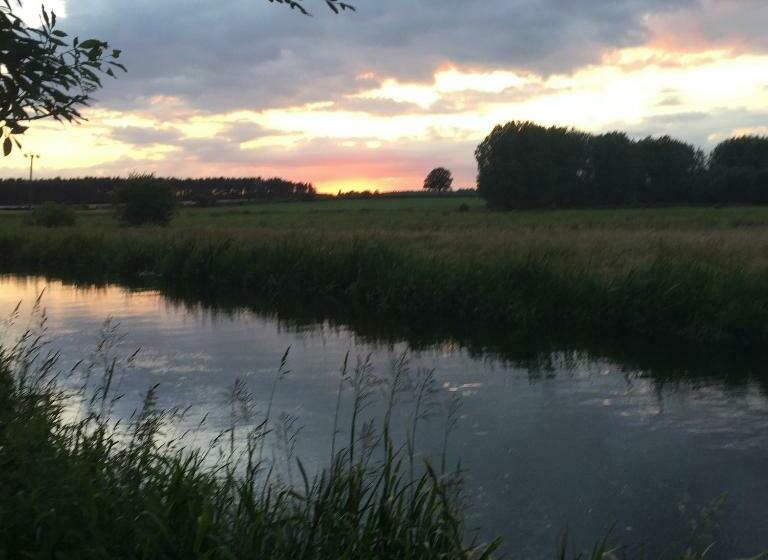 Номер Deluxe, Riverside House