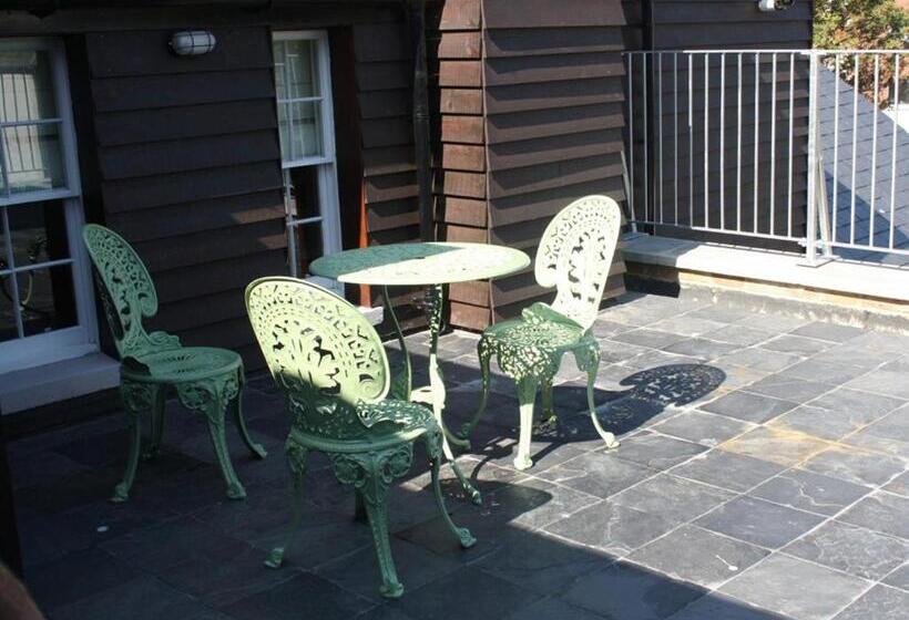Апартаменты 2 Спальни, The Falstaff Hotel & Restaurant Ramsgate
