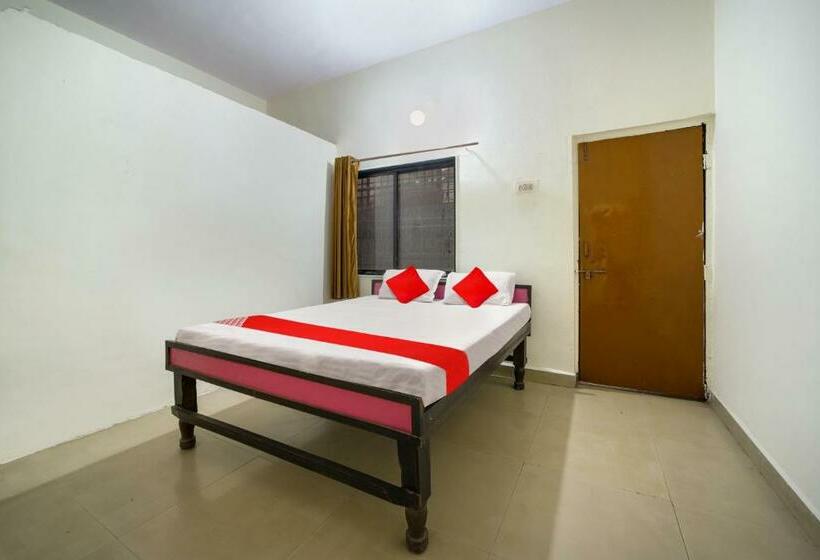 Трехместный Номер Классика, Oyo Flagship Hotel The Grand Lotus