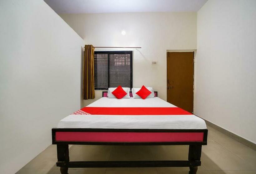Трехместный Номер Классика, Oyo Flagship Hotel The Grand Lotus