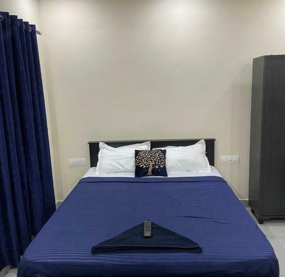 Номер Стандарт, Uniro Rooms & Packages