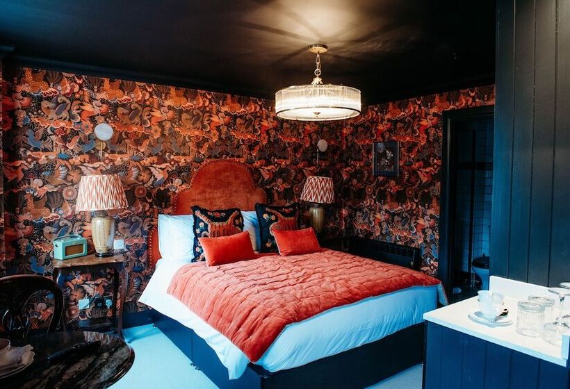 Номер Deluxe, Roslyn House