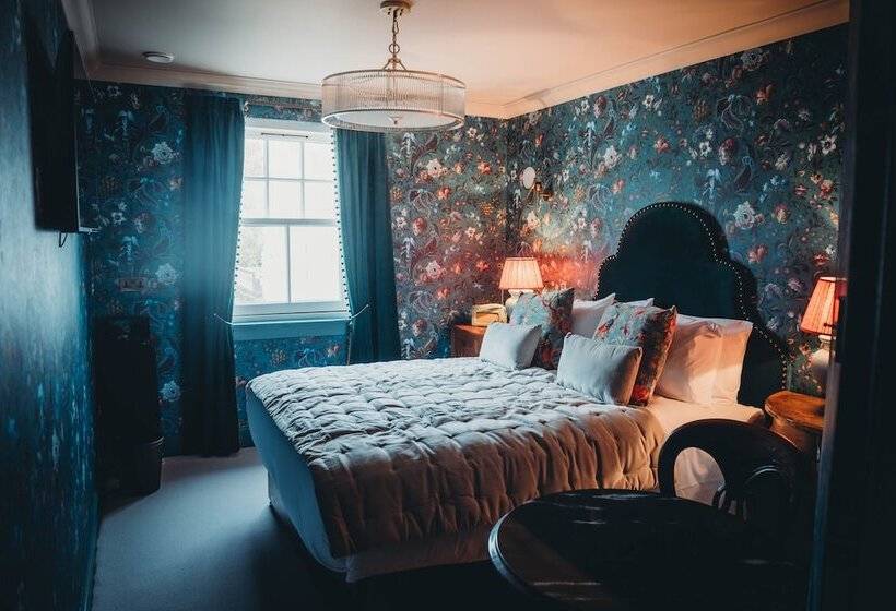 Номер Deluxe, Roslyn House