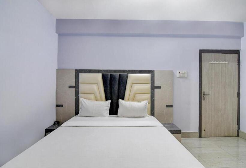 三人经典房间, Oyo Flagship Hotel Pushp Palace