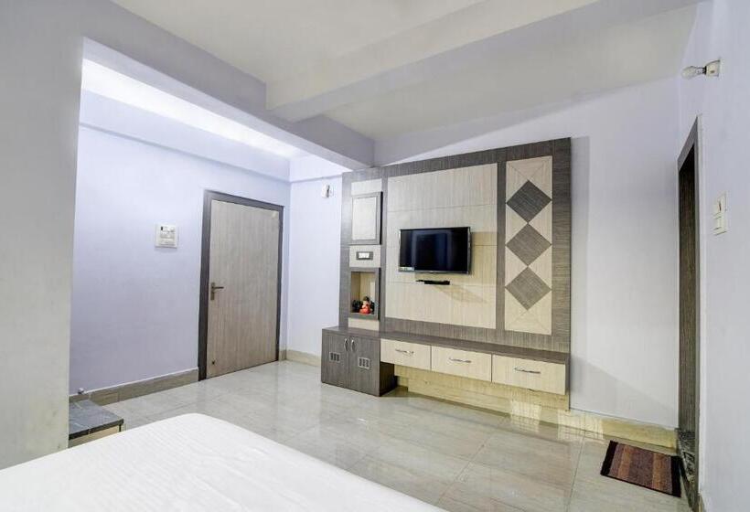 三人经典房间, Oyo Flagship Hotel Pushp Palace