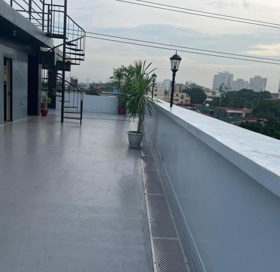디럭스 트리플 룸, A Touch Of Class Inn San Juan City Nr Ortigas, Bgc