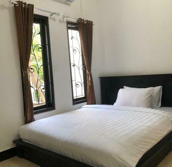 스탠다드 룸 풀장 전망, Nomad Tropical Hostel Canggu