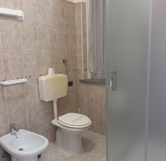 Economy Triple Room, Ristorante L'orizzonte