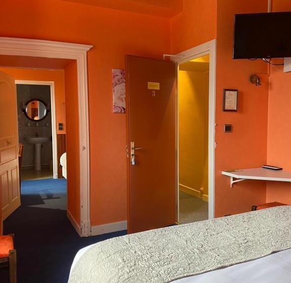Номер Стандарт Трехместный, Hostellerie Du Chateau