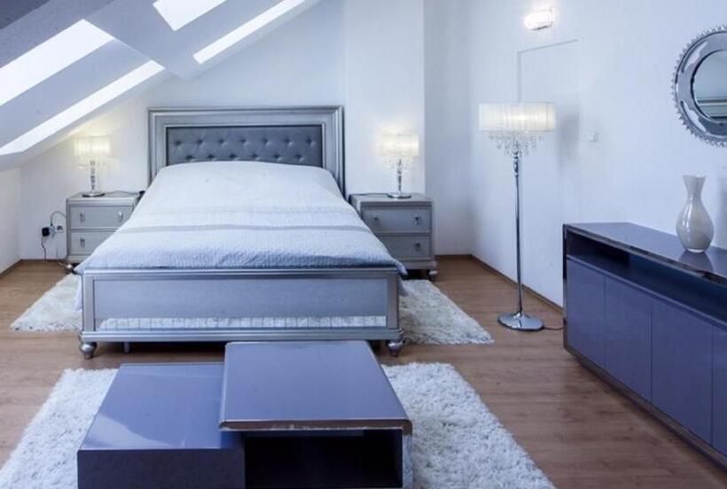 Семейные Апартаменты, Milford Suites Budapest