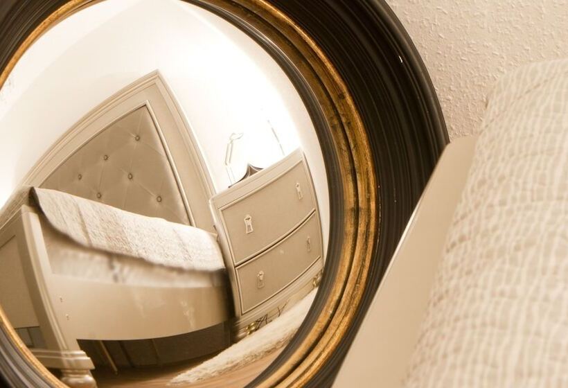 Семейные Апартаменты, Milford Suites Budapest