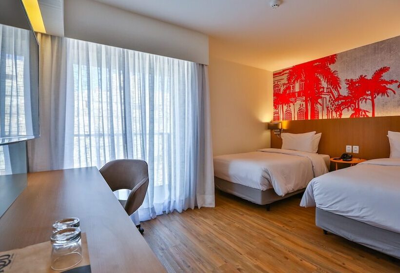 标准工作室, Radisson Red Campinas