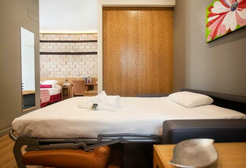 اتاق راحتی سه تخته, Soho Boutique Capuchinos & Spa