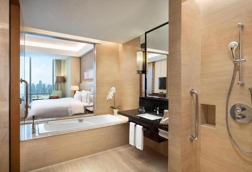 Номер Премиум, The Westin Jakarta