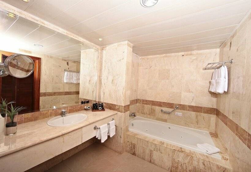 سوییت جونیور, Bahia Principe Grand Aquamarine - Adults Only - All Inclusive