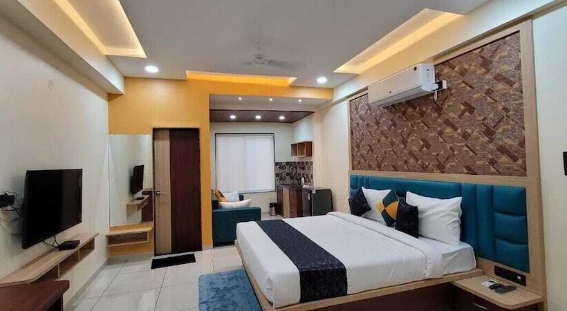 اتاق خانوادگی, Sarika International