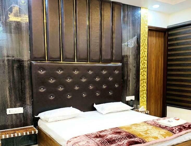 اتاق لوکس, The R Motel Phagwara City    Full Privacy & Security    Family,corporate,couples Favorite