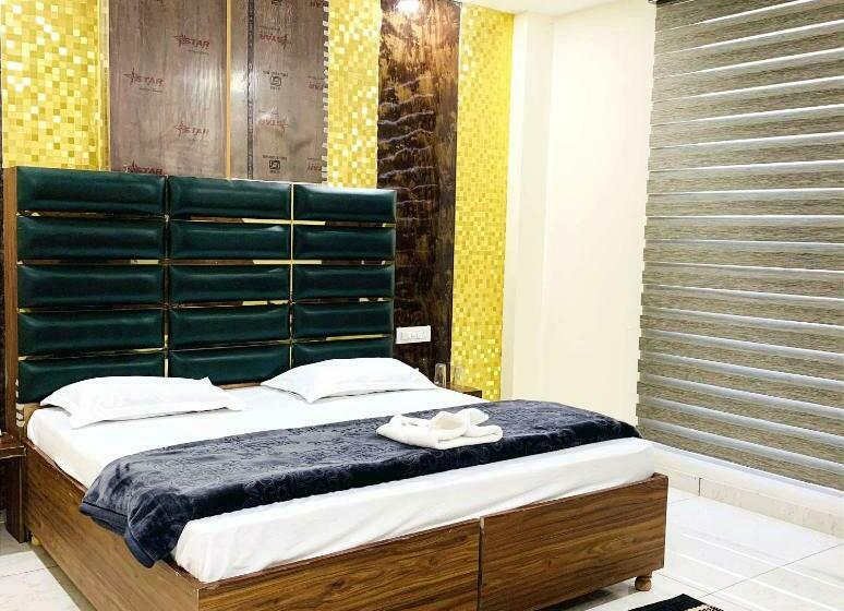 اتاق لوکس, The R Motel Phagwara City    Full Privacy & Security    Family,corporate,couples Favorite