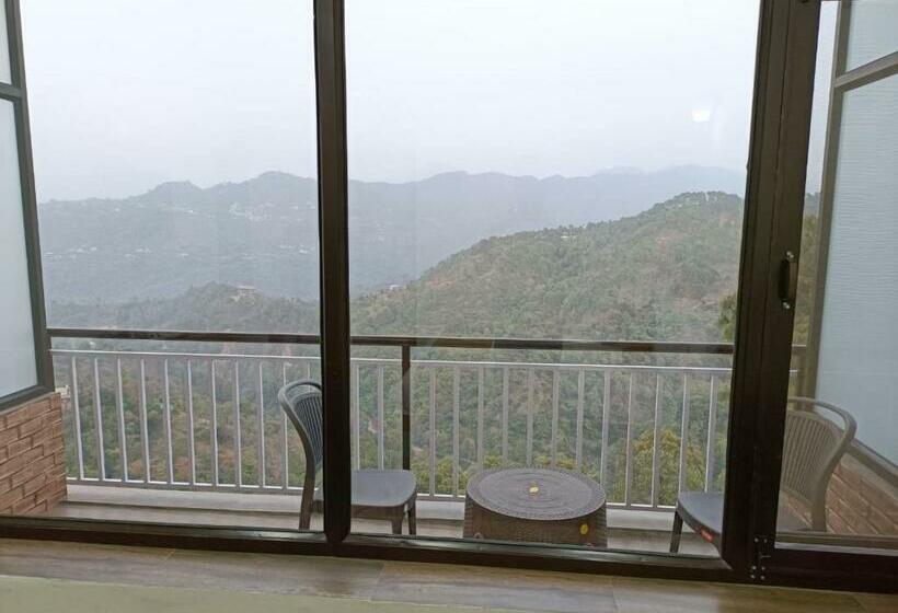 Номер Стандарт Вид на Горы, Himalayan Hits Kasauli