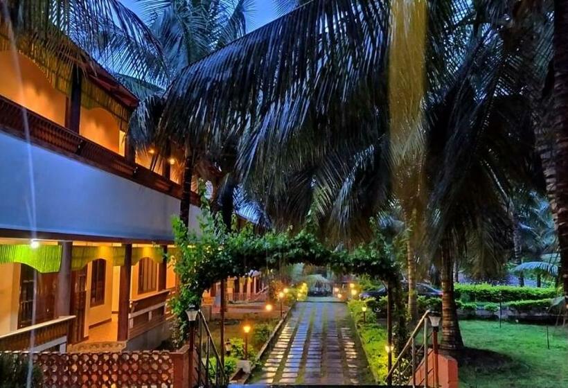 Номер Стандарт, Thiruchitrambalam Palace Resort