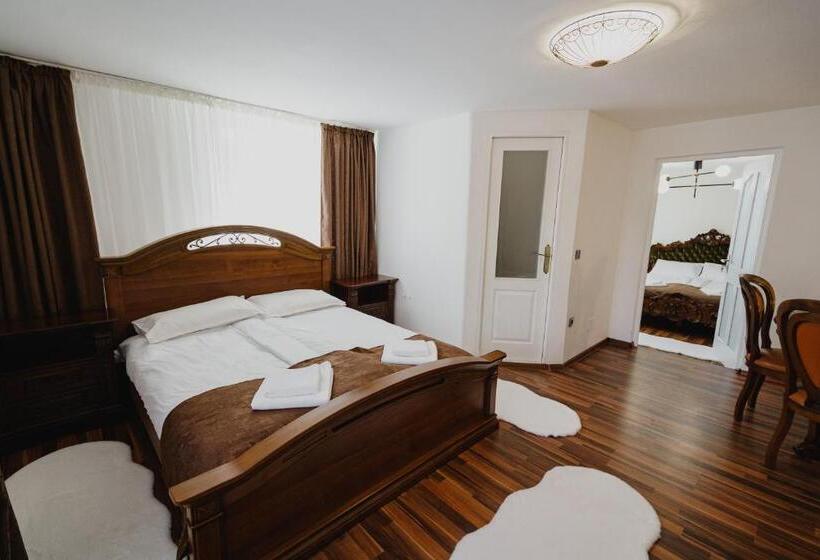 آپارتمان 2 خوابه, Casa Baronului