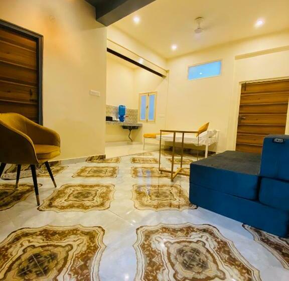 Стандартный Номер Кровать Кинг, Golden Lotus Varanasi