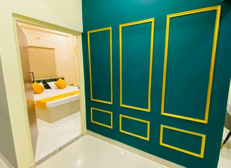 Family Suite, Golden Lotus Varanasi