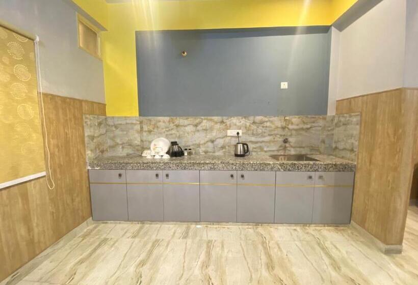 Family Suite, Golden Lotus Varanasi