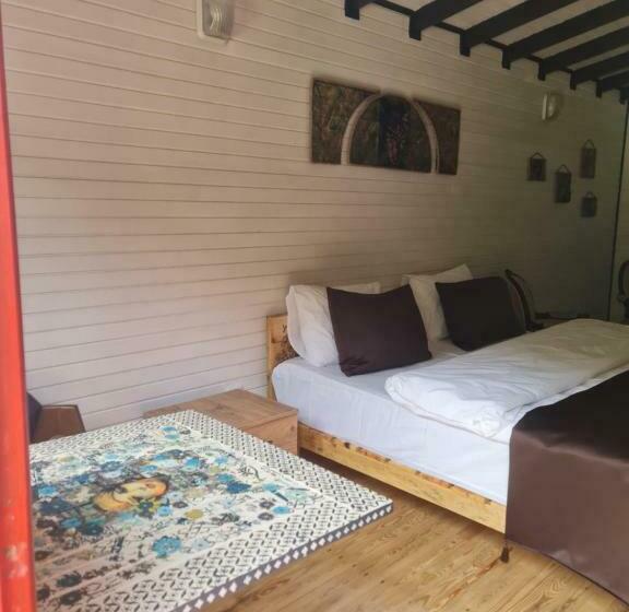 Номер Deluxe, Sosyete çobani Doğal Yaşam Oteli̇