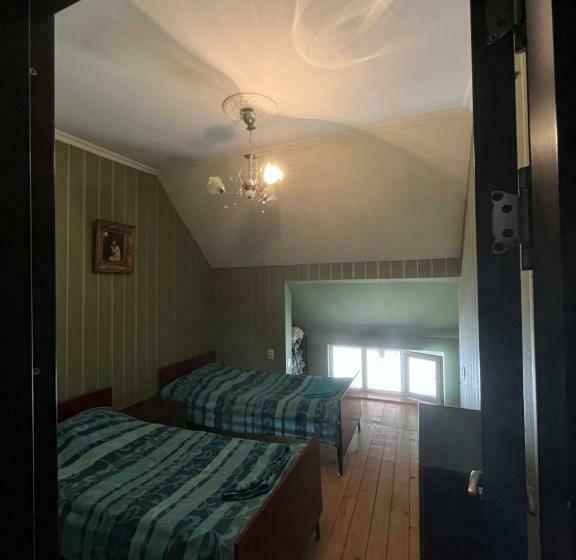 اتاق استاندارد, Guesthouse Kvara  Mukhuri