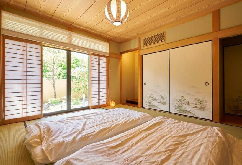 Номер Стандарт Четырехместный Совместный Санузел, Guesthouse Nijo Fukurotei